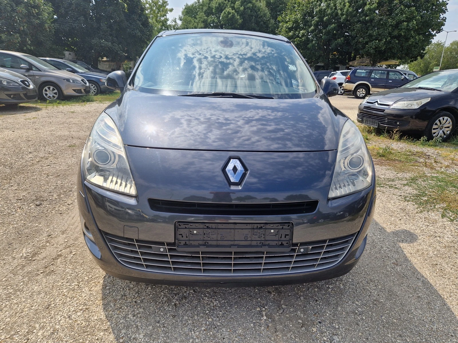 Renault Scenic 1.9dci 7МЕСТА/КОЖА/НАВИ/ПАНОРАМА/КАМЕРА - изображение 2