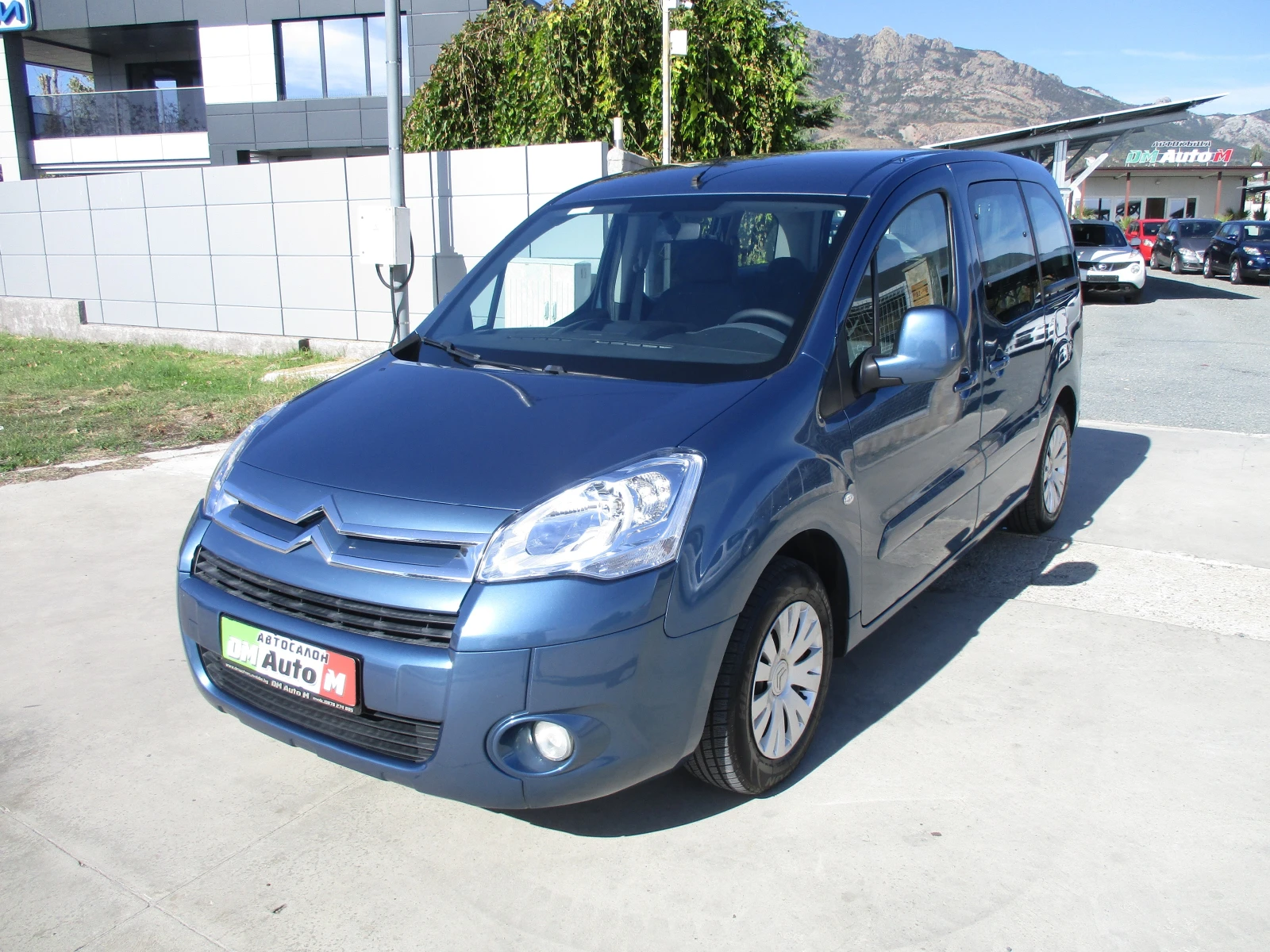 Citroen Berlingo 1.6 КАТО НОВА/90PS/ - изображение 8