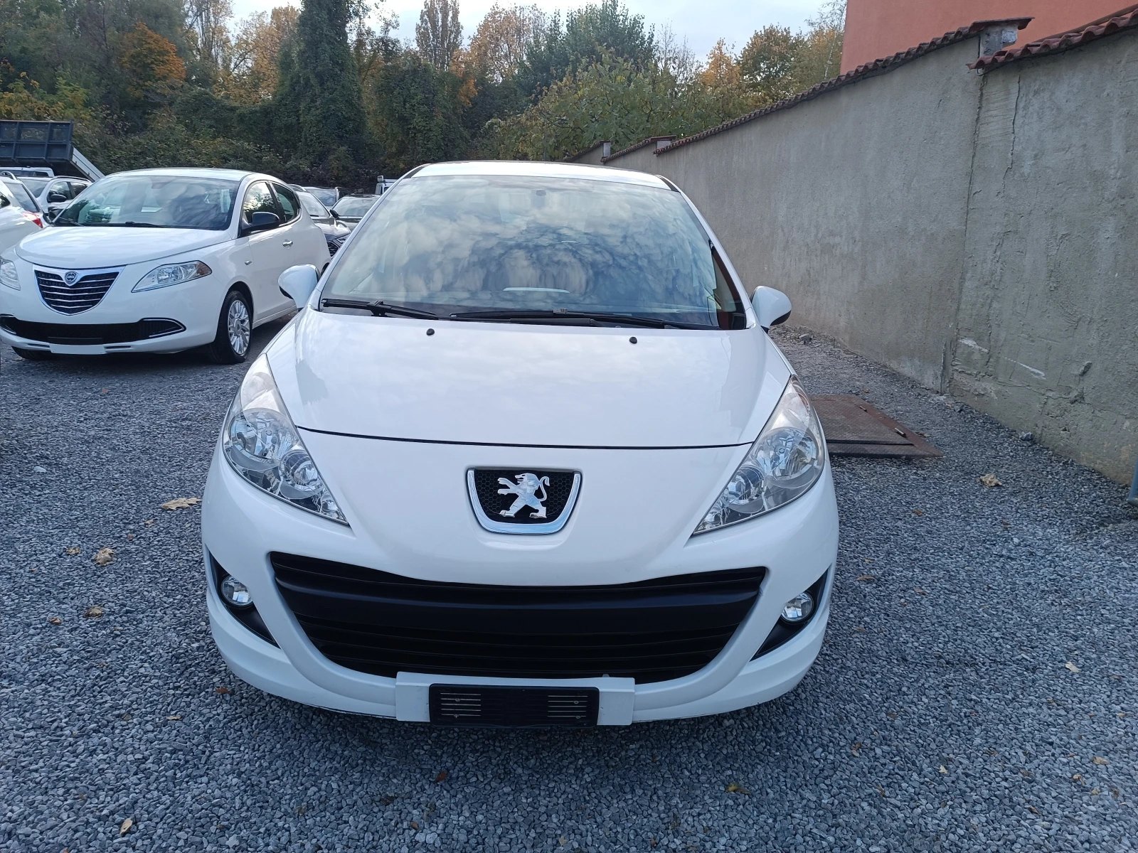 Peugeot 207 1.4i 75kc/ГАЗ КЛИМАТИК*  - изображение 2