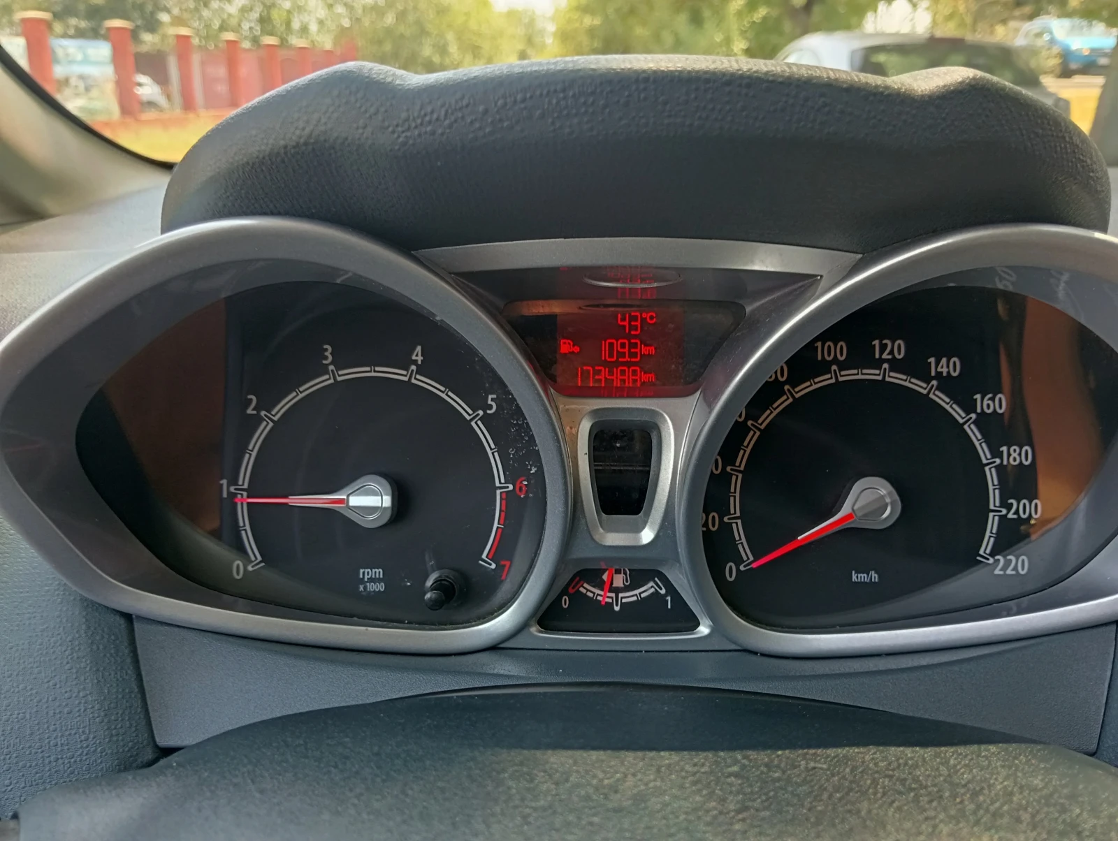 Ford Fiesta 1.25i TITANIUM | Mobile.bg   12