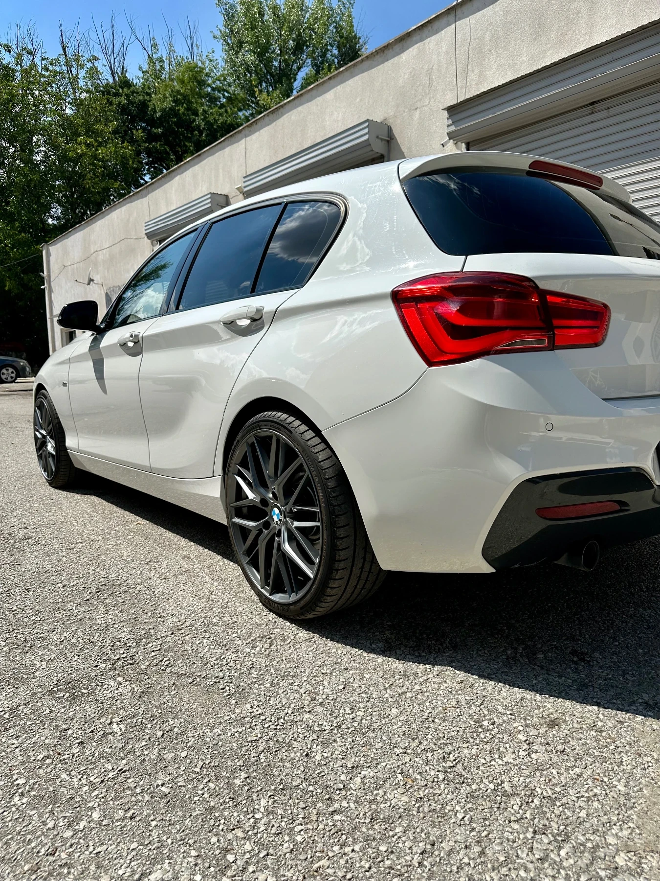 BMW 116 LCI AVTOMAT  - изображение 4