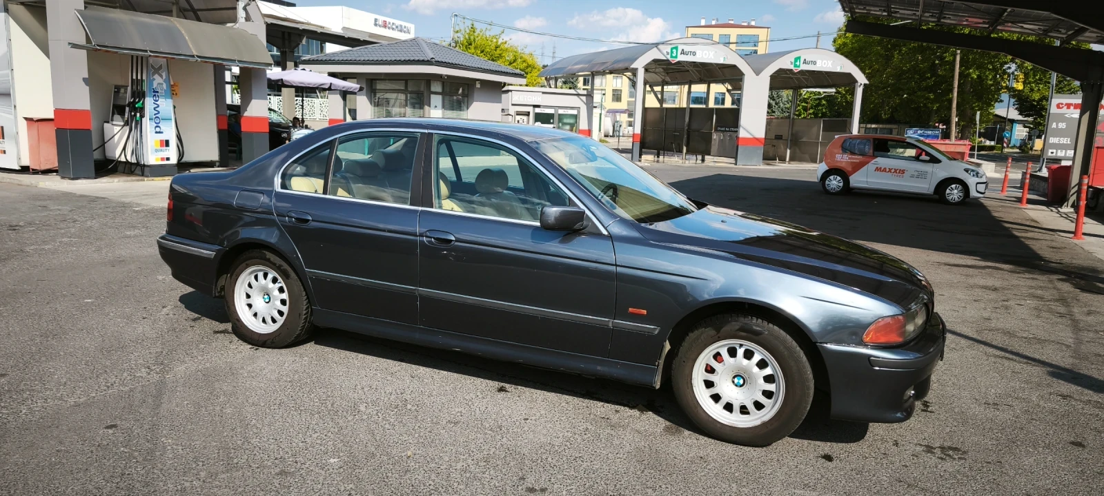 BMW 520  - изображение 4