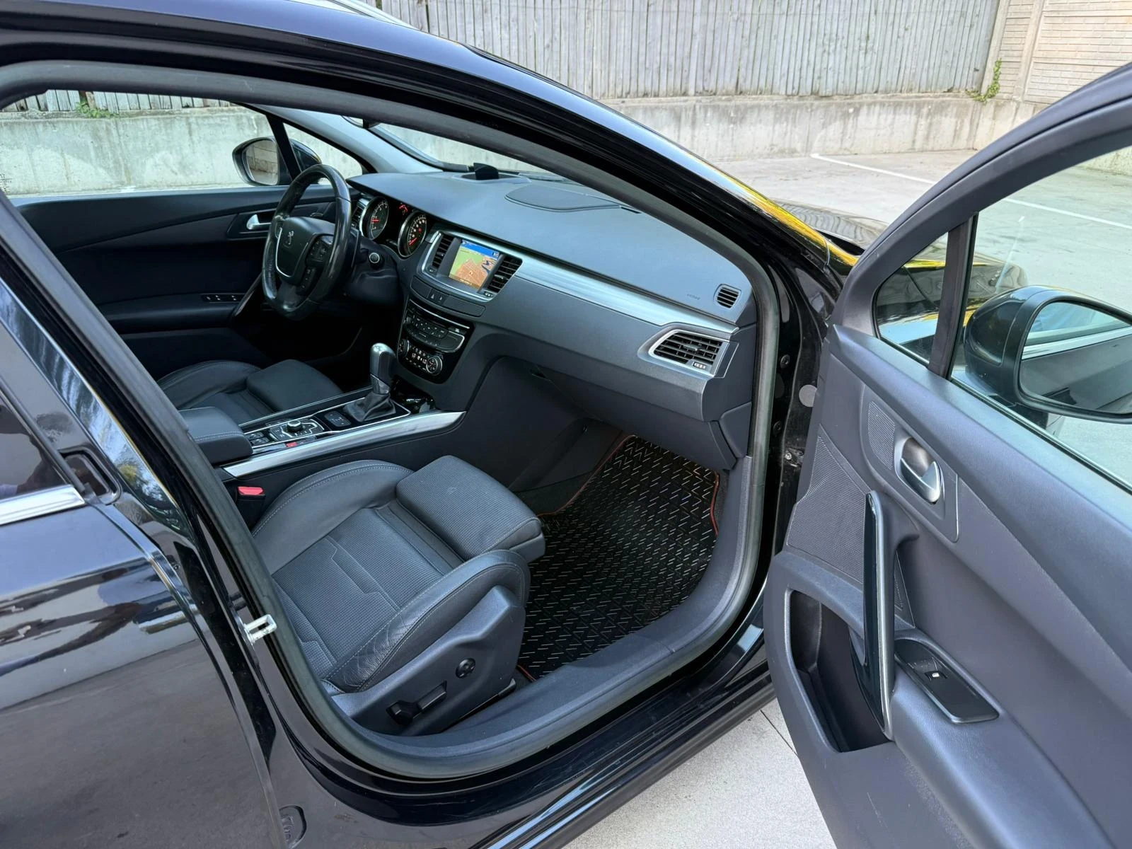Peugeot 508 * 2.2HDI* GT* HEAD UP* PANO* FULL MAX* JBL*  - изображение 8