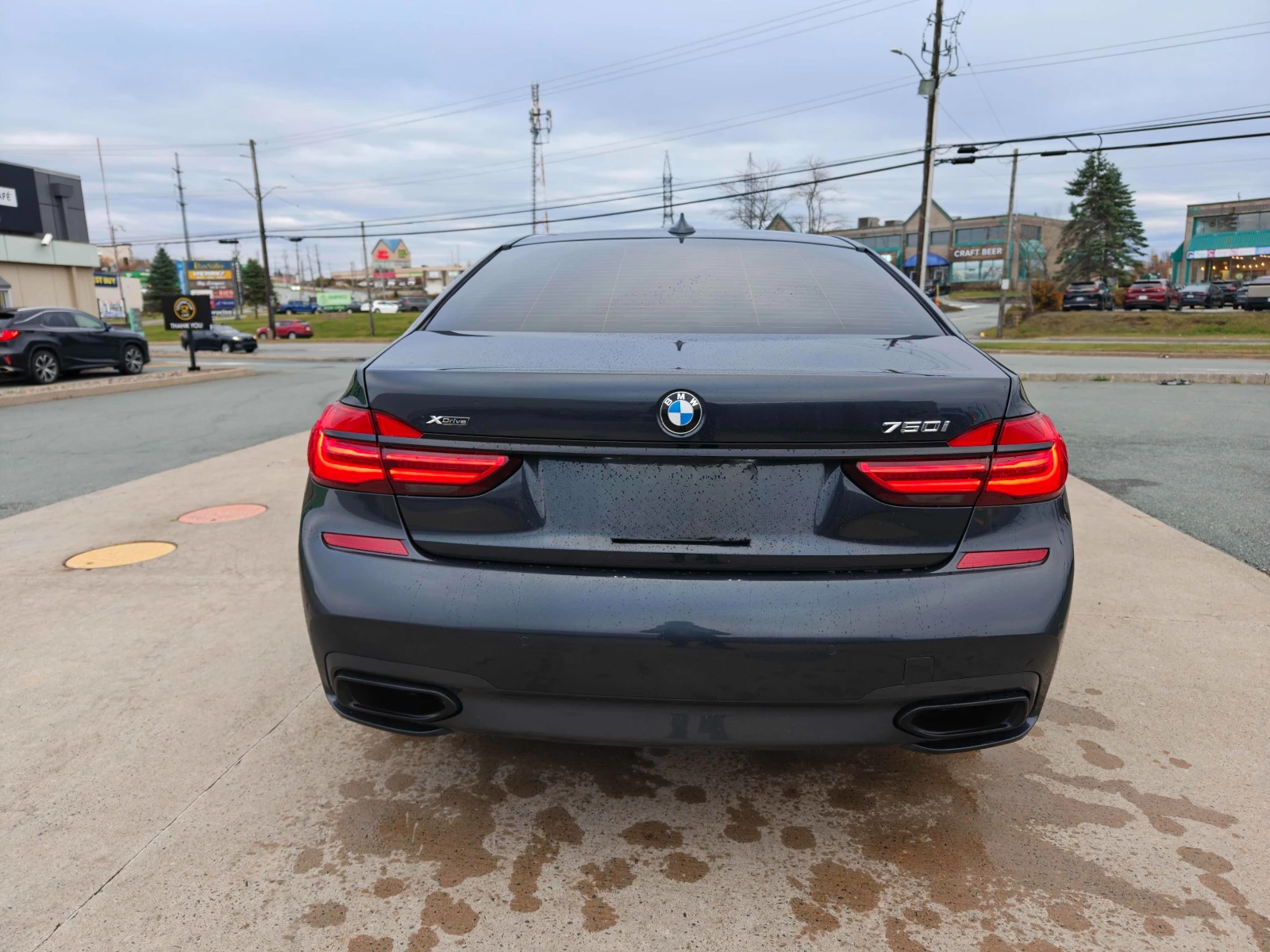 BMW 750 * CARFAX *    | Mobile.bg   5