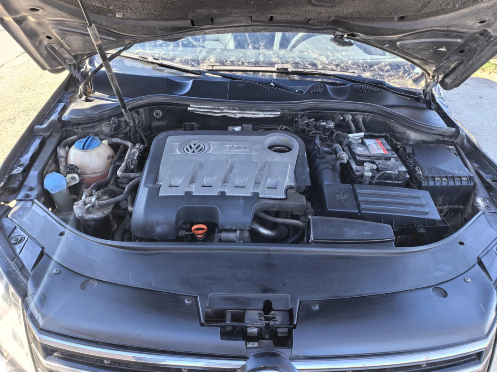 VW Passat 2.0tdi - изображение 7