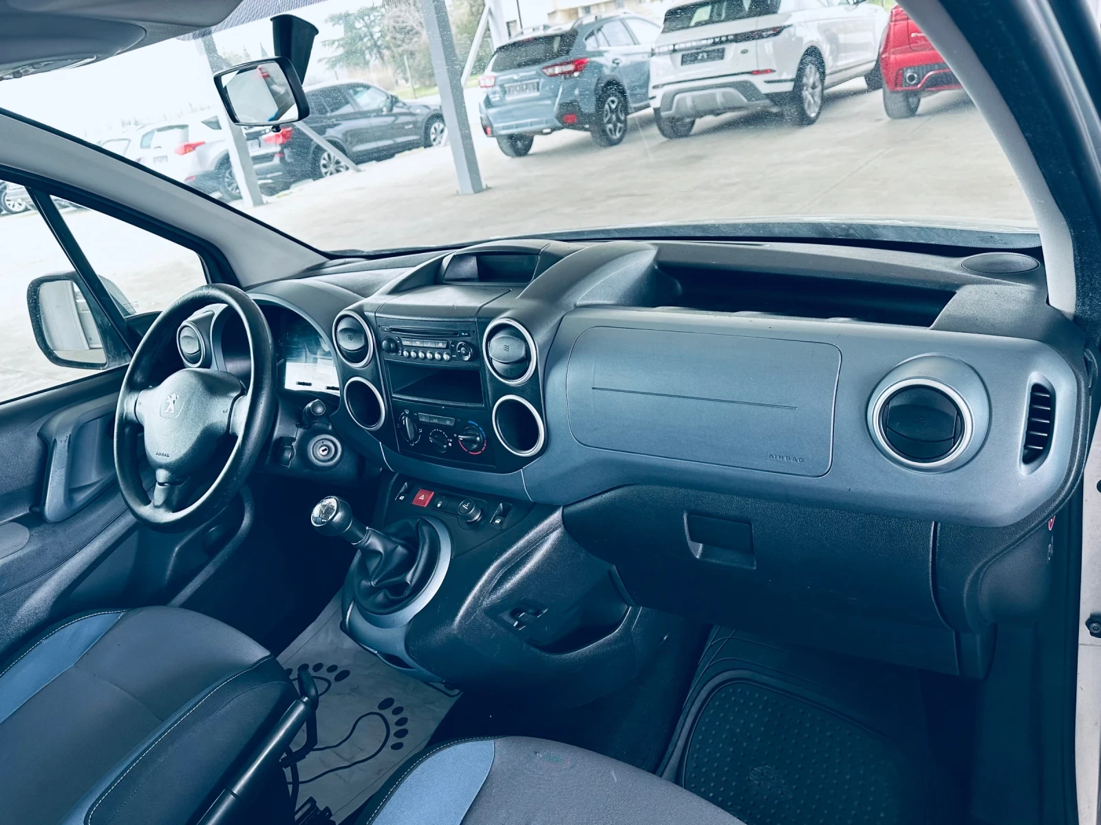 Peugeot Partner 1.6HDI, снимка 8 - Автомобили и джипове - 52949755