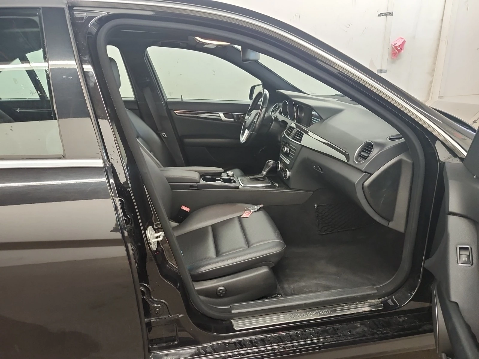 Mercedes-Benz C 350 4MATIC * * CARFAX * * ���� ������ * *  | Mobile.bg � ����������� 12