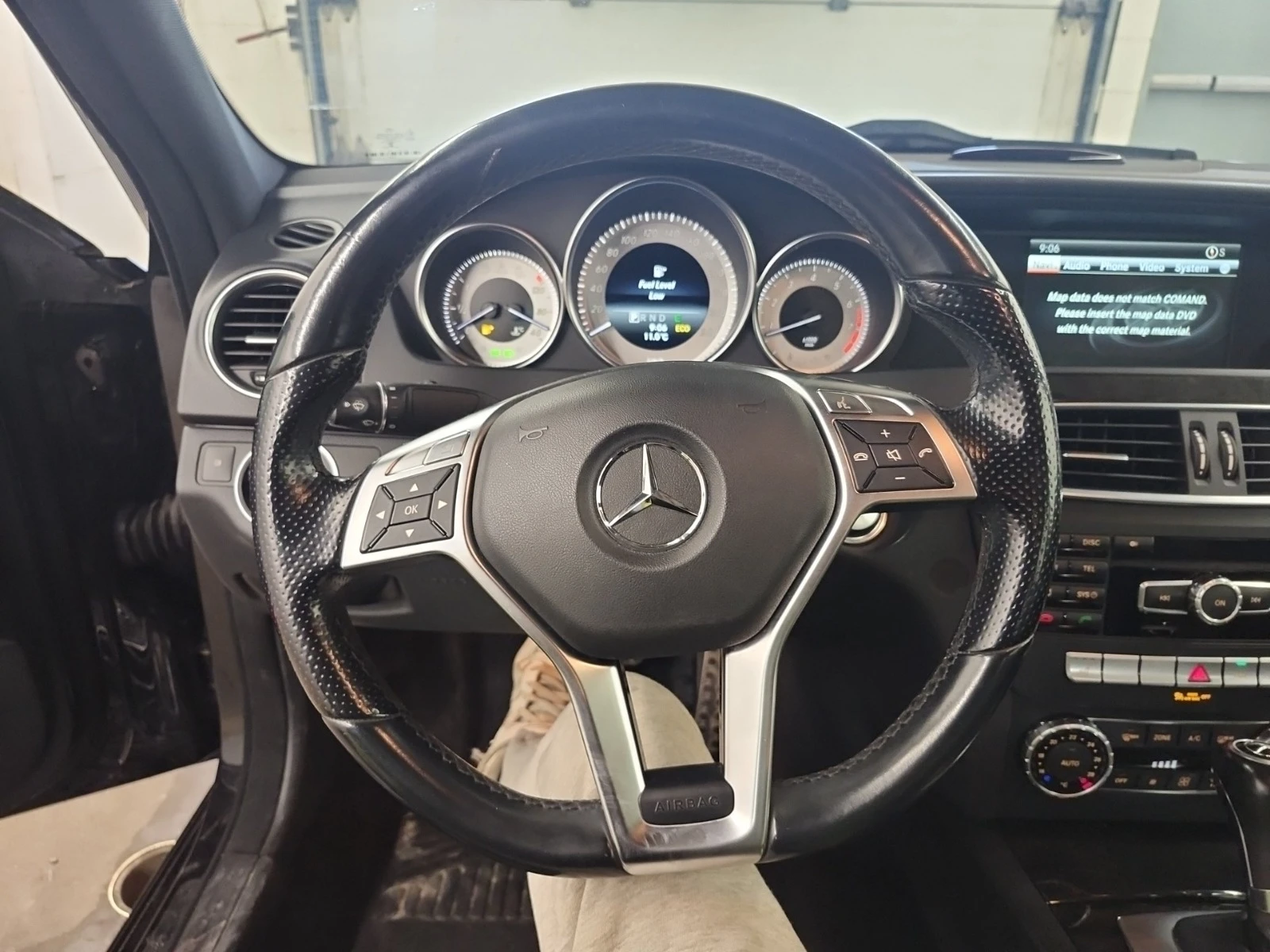 Mercedes-Benz C 350 4MATIC * * CARFAX * * АВТО КРЕДИТ * *  - изображение 10