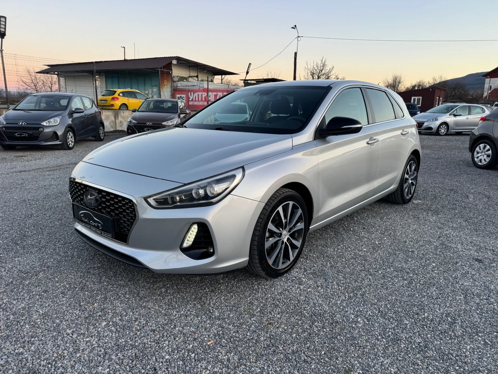 Hyundai I30 1.6CRDI 16V NAVI!! CAMERA!! LED!! DISTR!!FULL!! - изображение 2