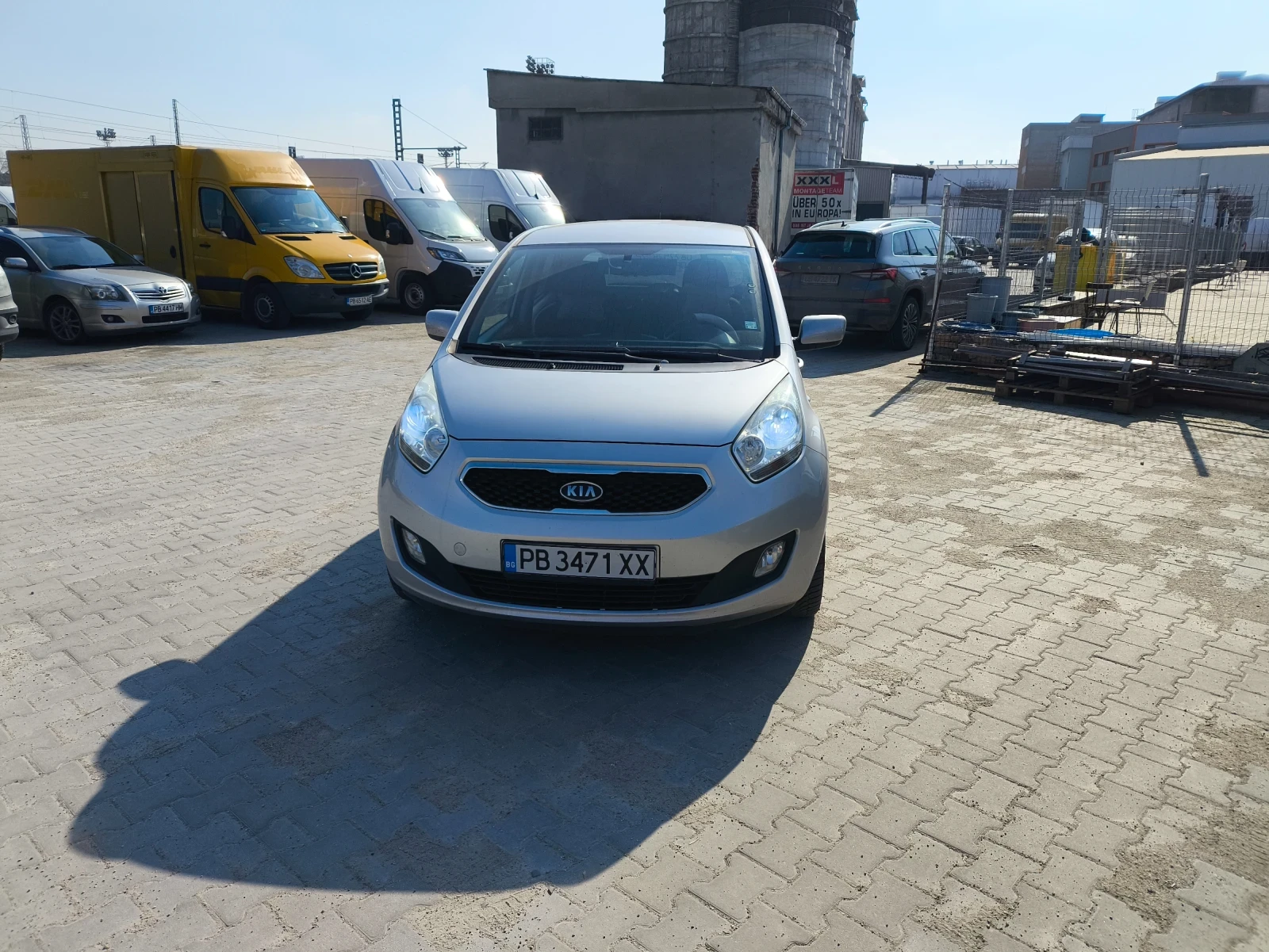 Kia Venga 1, 4