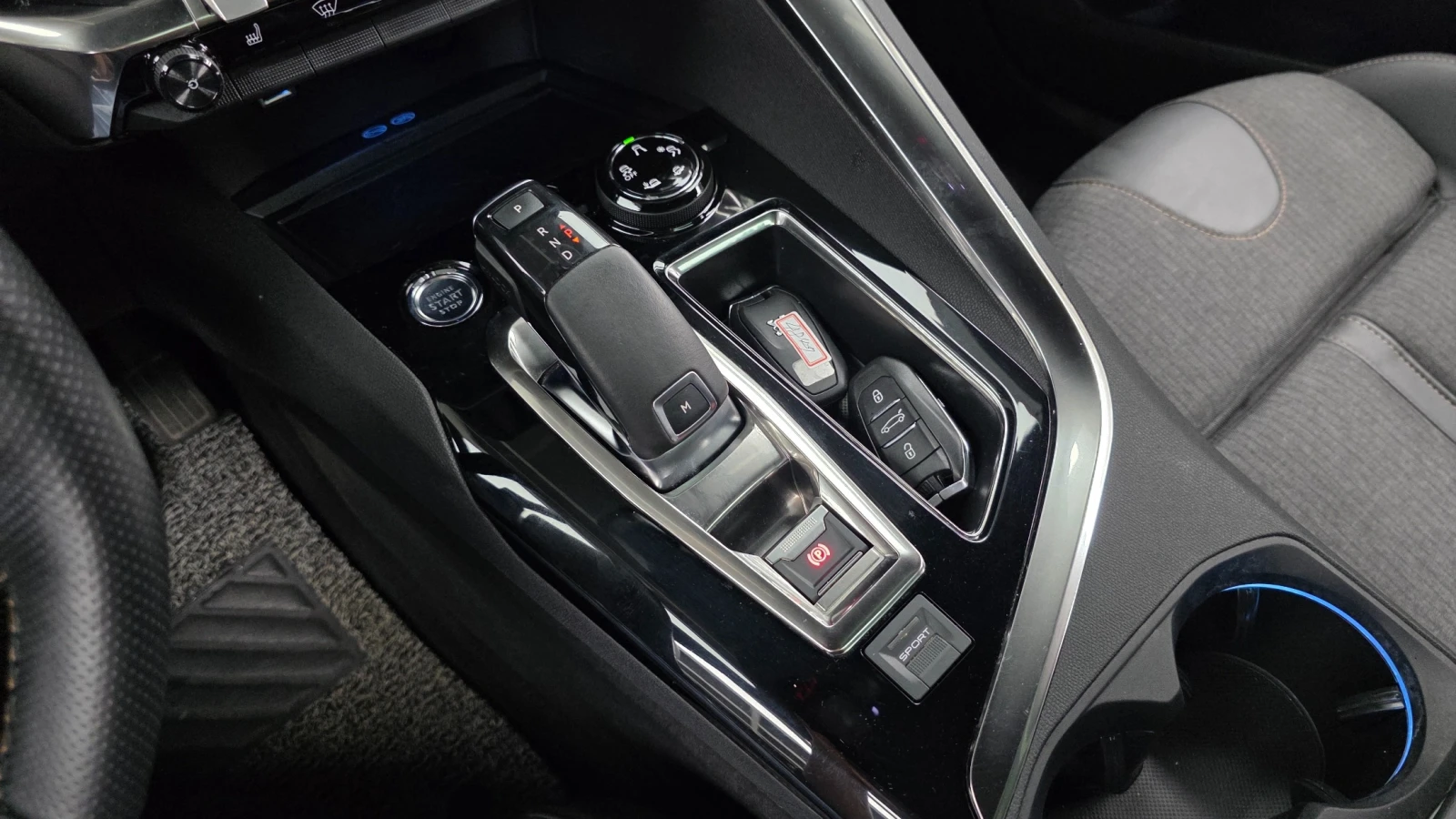 Peugeot 5008 * 1.5BLUEHDI* GT* LINE* ЦЕНА* ДО* БГ* , снимка 8 - Автомобили и джипове - 54864952