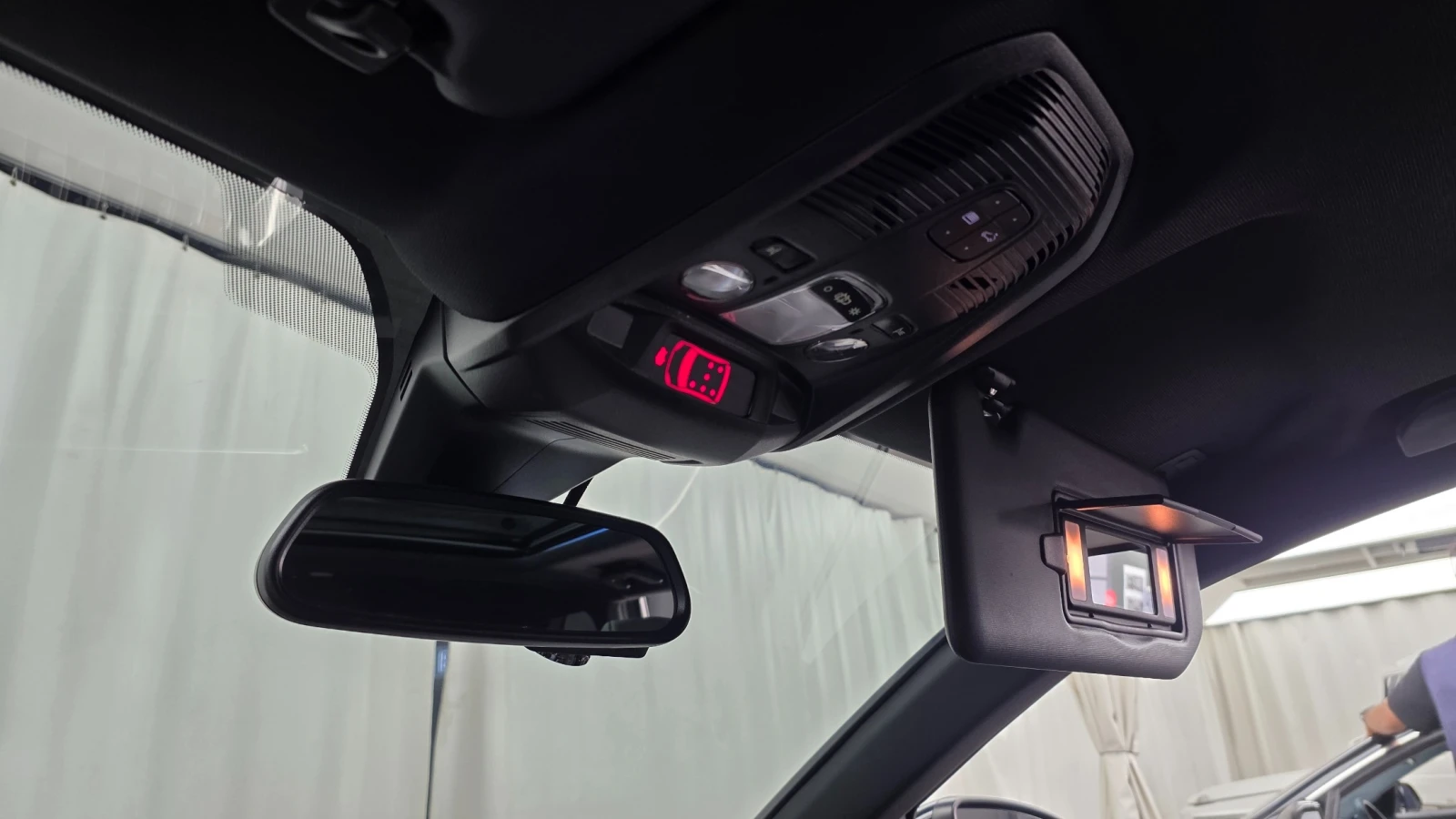 Peugeot 5008 * 1.5BLUEHDI* GT* LINE* ЦЕНА* ДО* БГ* , снимка 16 - Автомобили и джипове - 54864952