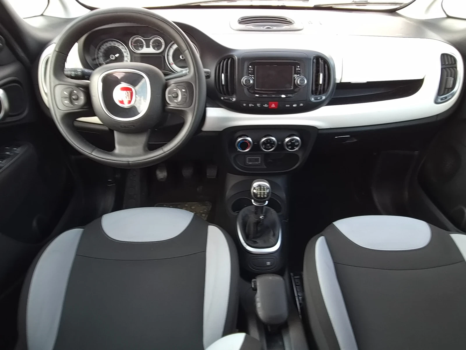 Fiat 500L 1.6JTD 105ps., снимка 10 - Автомобили и джипове - 55395594