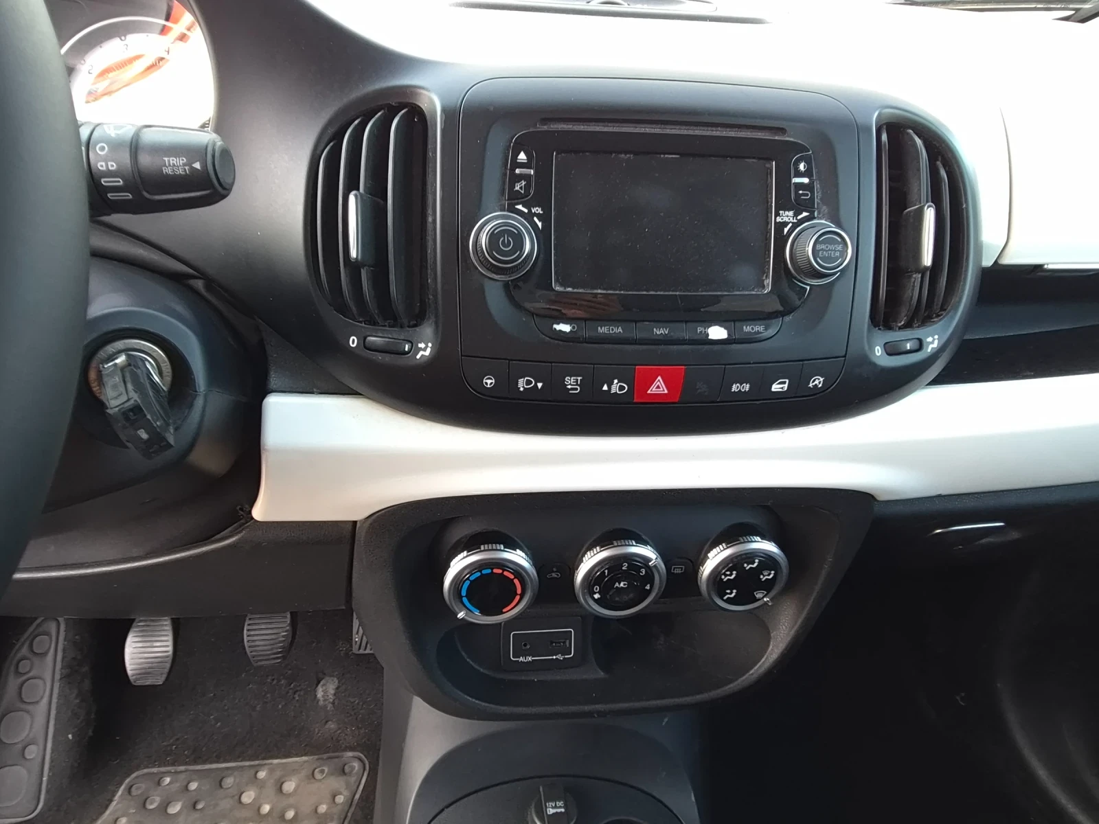 Fiat 500L 1.6JTD 105ps., снимка 14 - Автомобили и джипове - 55395594