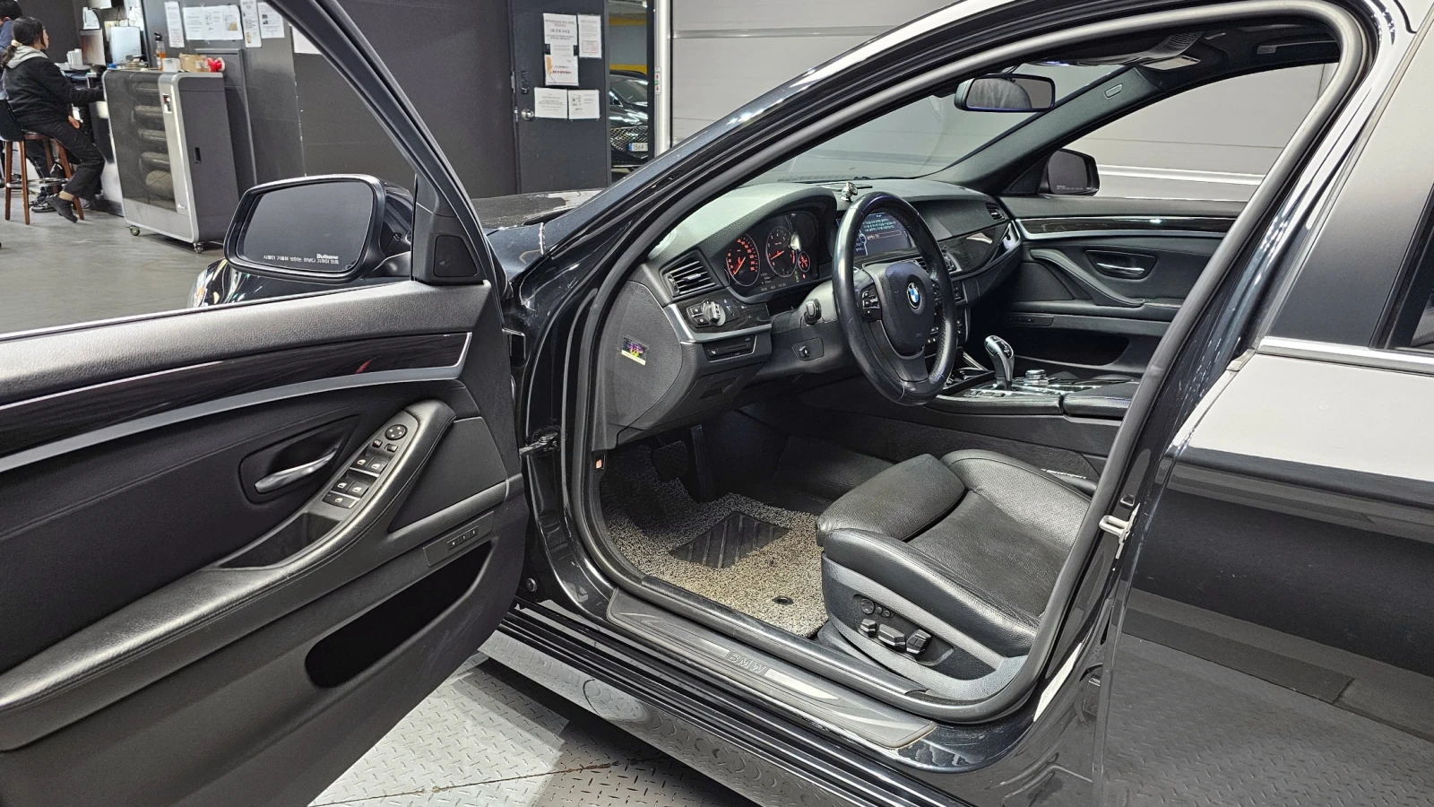 BMW 535 i, снимка 6 - Автомобили и джипове - 55447991