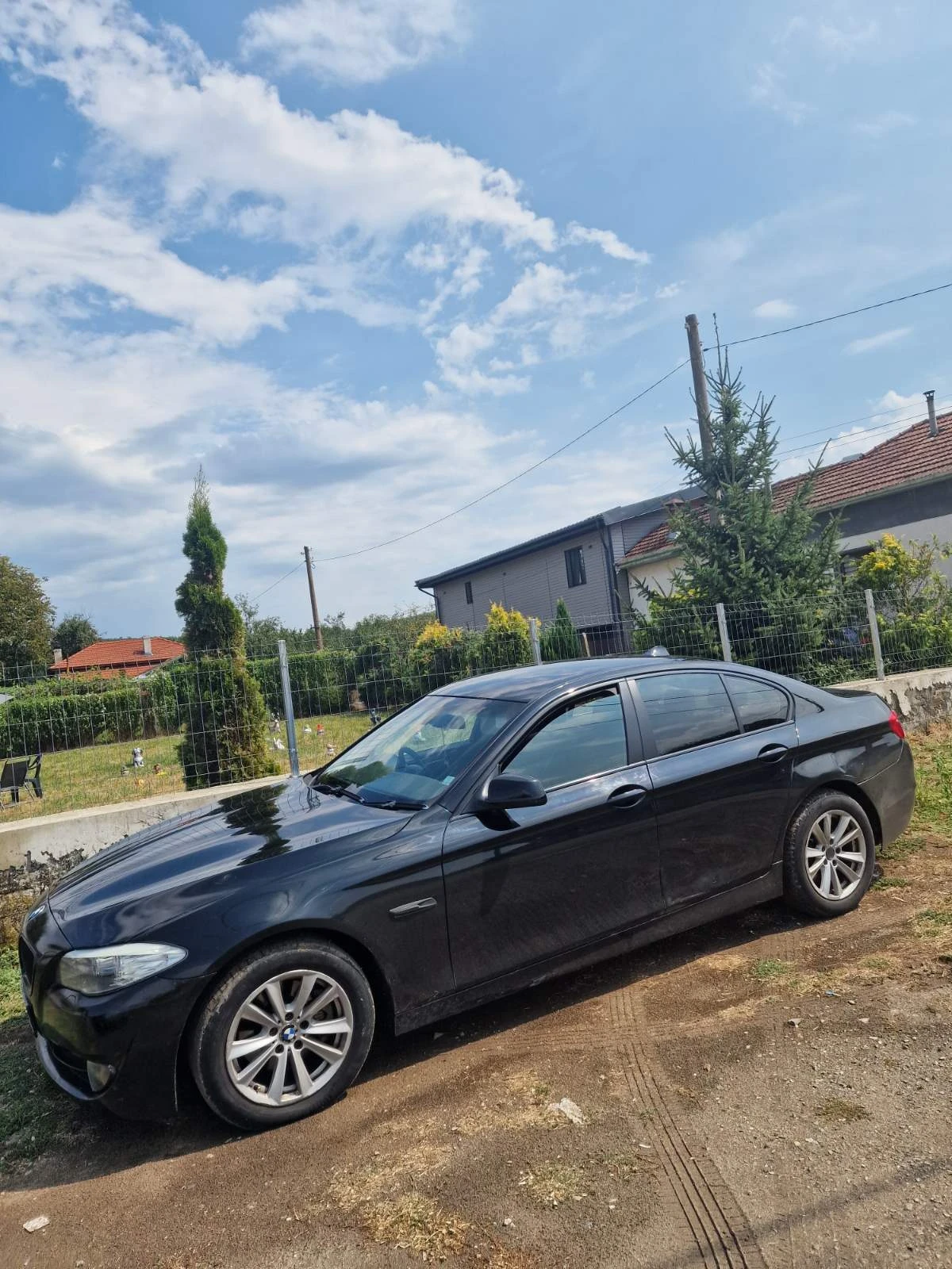 BMW 520, снимка 2 - Автомобили и джипове - 55930316