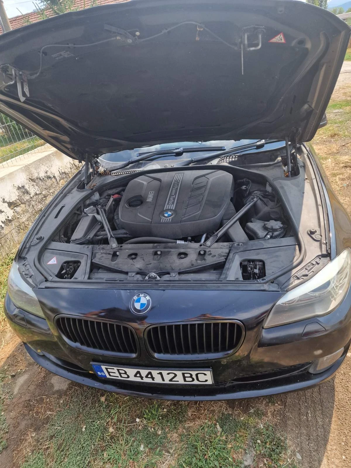 BMW 520, снимка 9 - Автомобили и джипове - 55930316