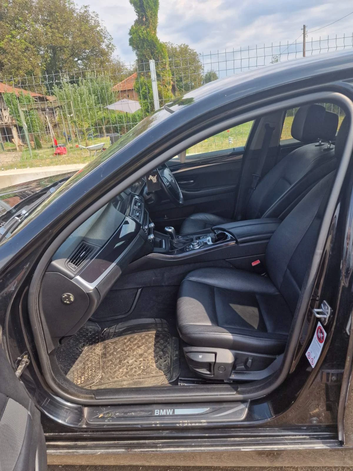 BMW 520, снимка 8 - Автомобили и джипове - 55930316