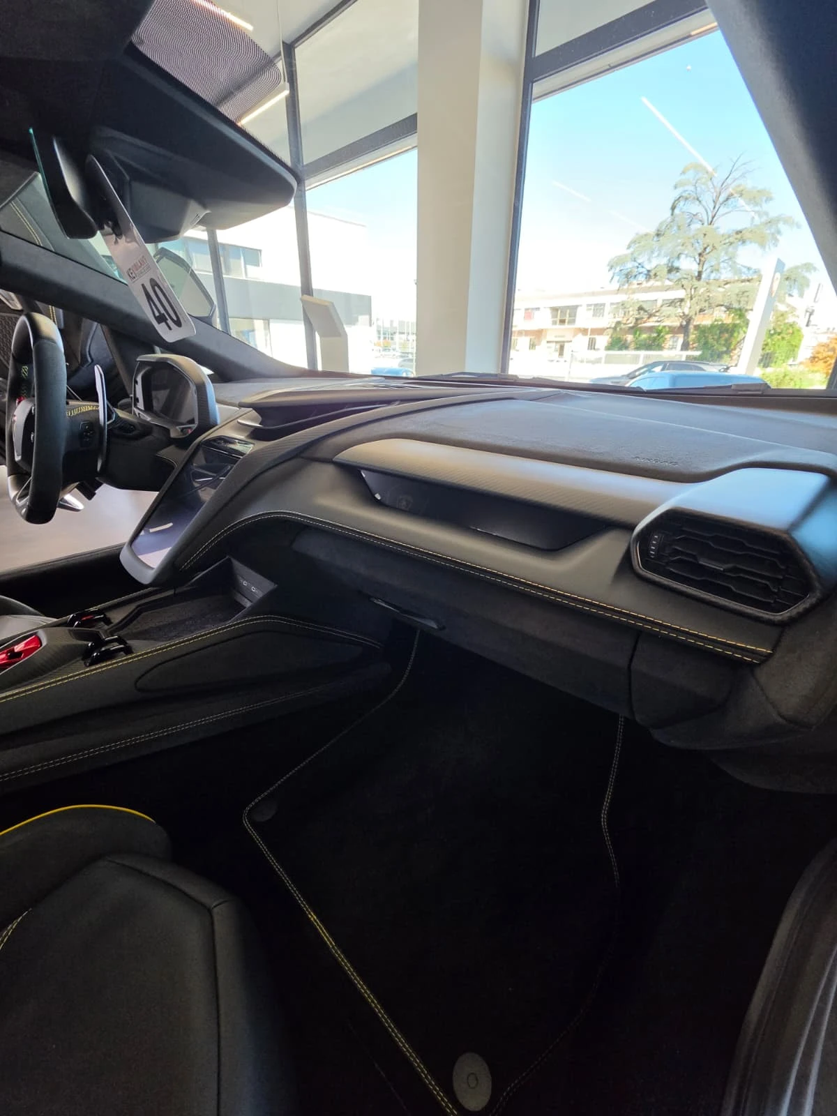 Lamborghini Revuelto V12 NEW, снимка 11 - Автомобили и джипове - 56113674