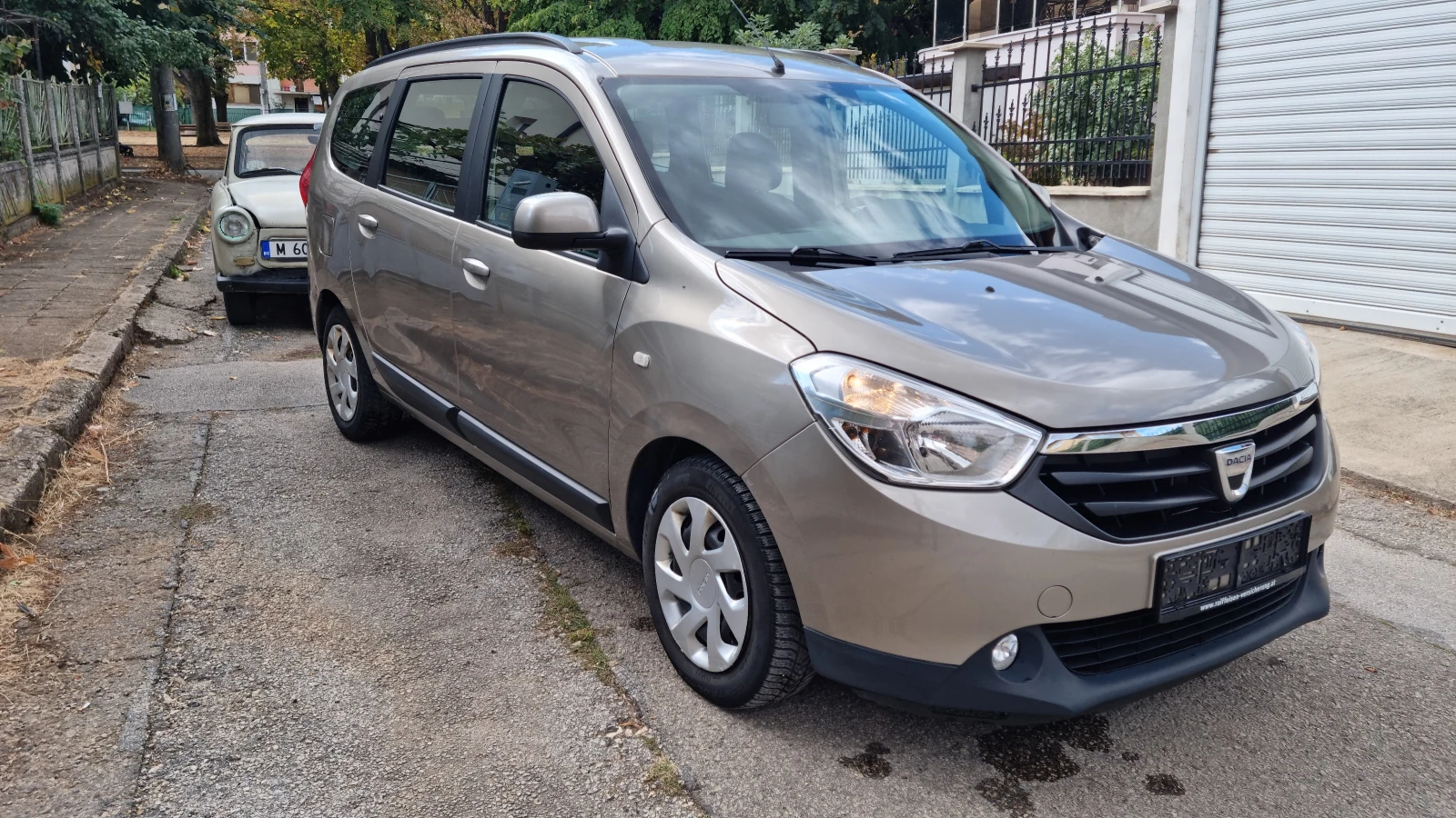 Dacia Lodgy 7 �����/�.�������/108 ���� | Mobile.bg � ����������� 7