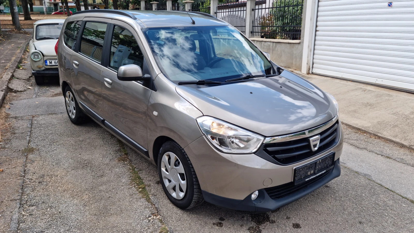 Dacia Lodgy 7 �����/�.�������/108 ���� | Mobile.bg � ����������� 4