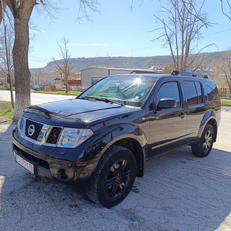 Nissan Pathfinder 2.5dci 174k.c., снимка 1 - Автомобили и джипове - 45021960