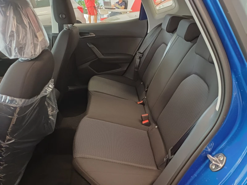 Seat Arona 1.0 Eco TSI/ НОВ, снимка 6 - Автомобили и джипове - 47194561