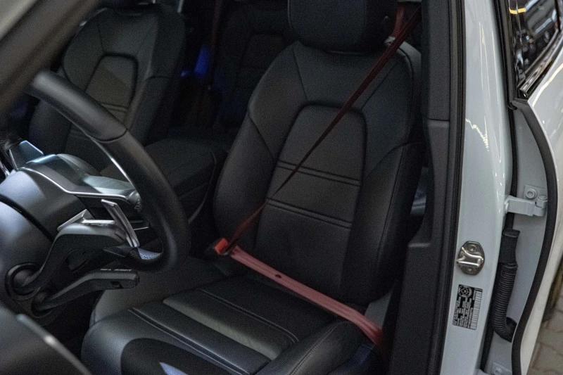 Porsche Cayenne PDLS/HuD/Обдухване/Панорама/Soft Close/Камера 360, снимка 7 - Автомобили и джипове - 52550481