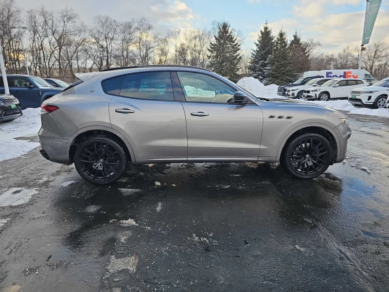 Maserati Levante * S GranSport * CARFAX * ПОДГРЕВ НА ВОЛАНА* , снимка 3 - Автомобили и джипове - 53242544