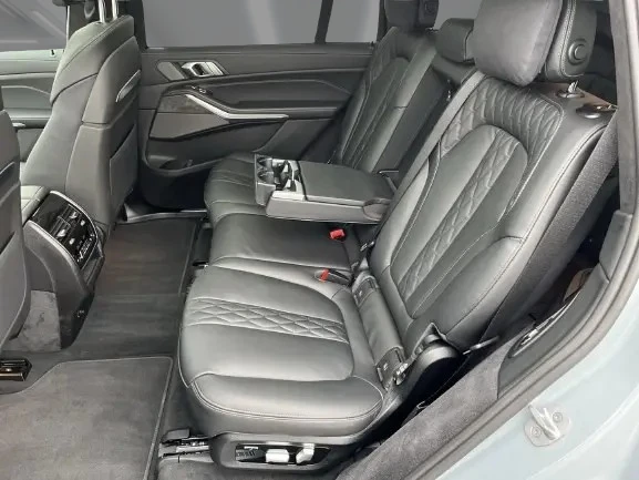 BMW X7 40i xDrive = M-Sport = Гаранция, снимка 12 - Автомобили и джипове - 53327887