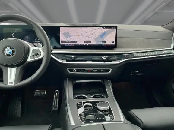 BMW X7 40i xDrive = M-Sport = Гаранция - изображение 10