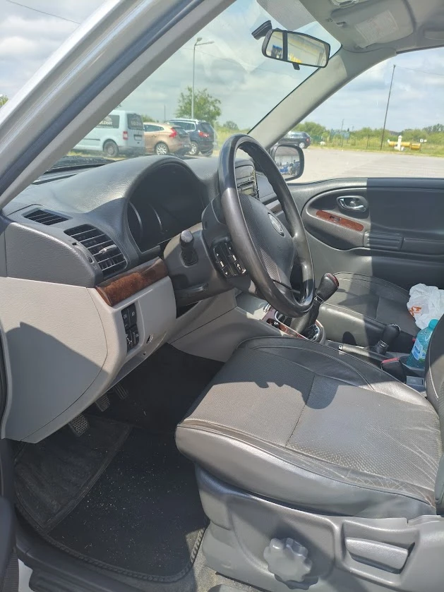 Suzuki Grand vitara, снимка 9 - Автомобили и джипове - 54766116
