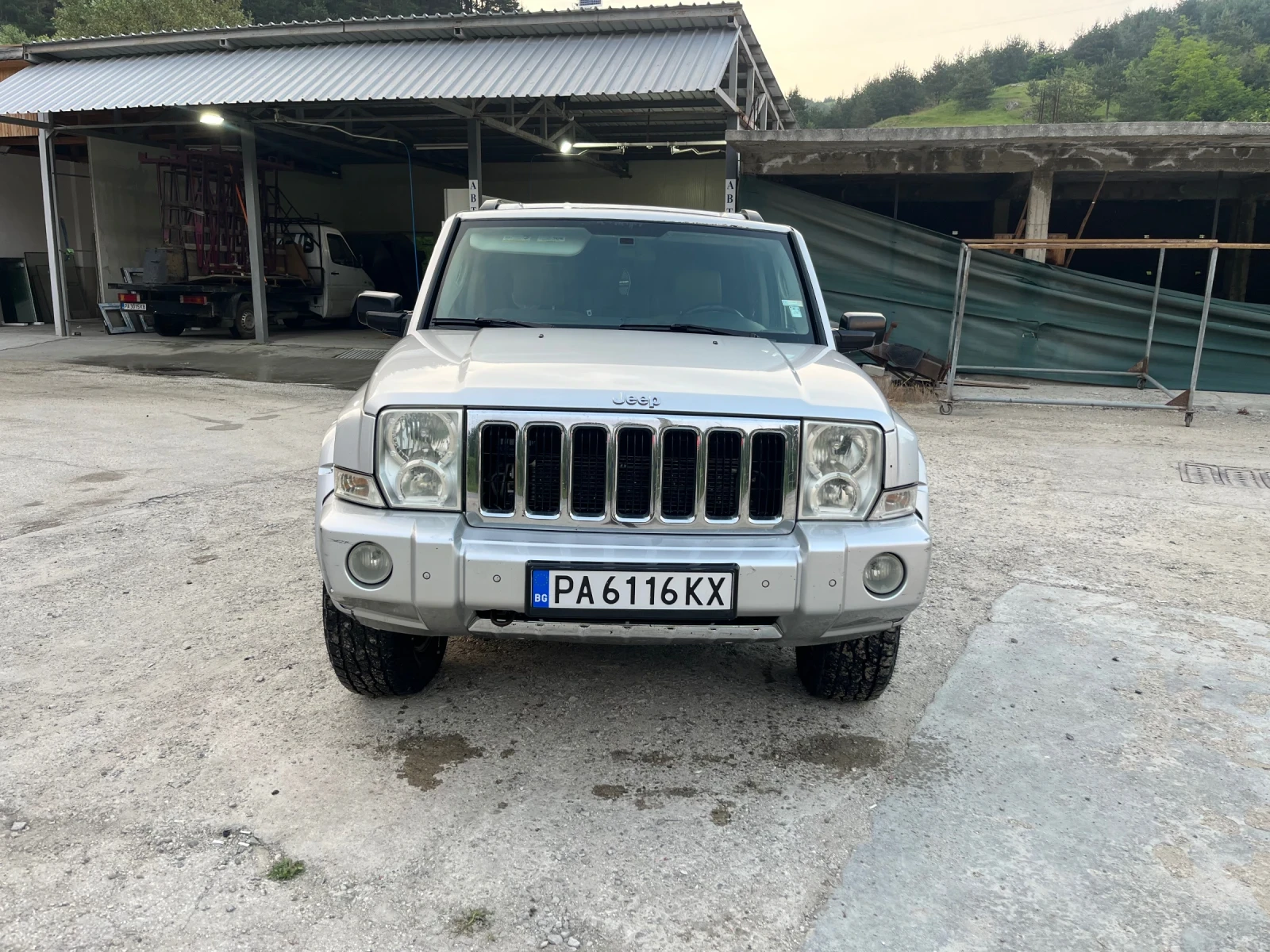 Jeep Commander  - изображение 2