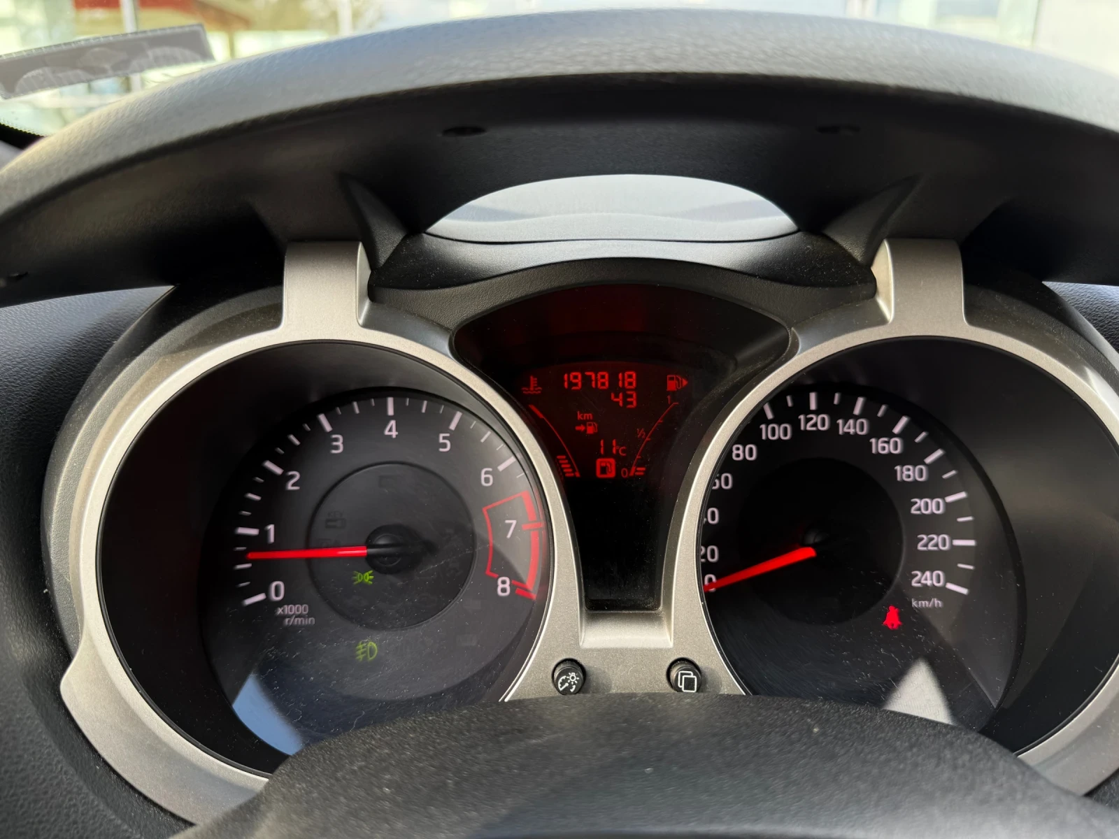 Nissan Juke 1.6 gaz 190hp  | Mobile.bg — изображение 14