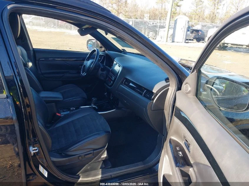 Mitsubishi Outlander 2.4L I-4 VVT, 166HP 4X4 Drive - изображение 10