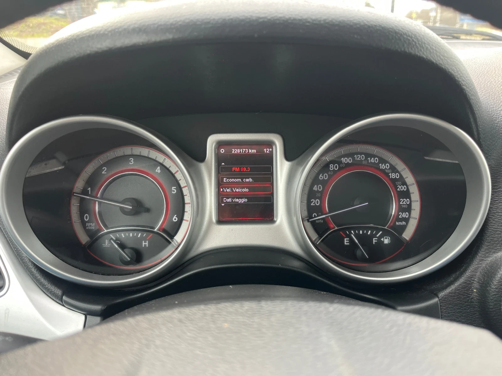 Fiat Freemont 7 места, снимка 11 - Автомобили и джипове - 53762889