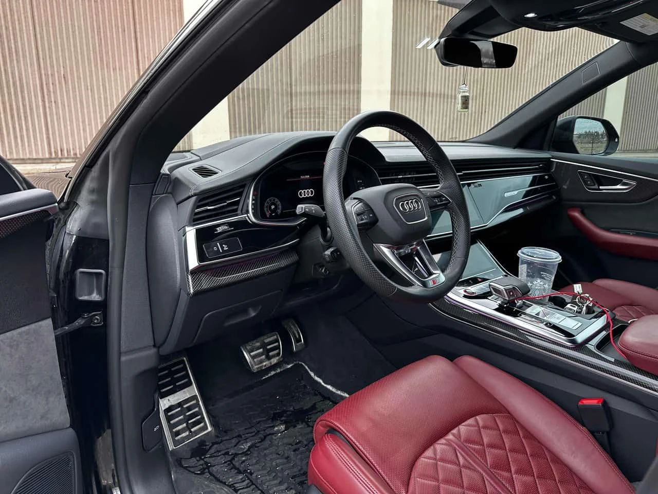 Audi SQ8 4.0 TFSI quattro  CARFAX, снимка 5 - Автомобили и джипове - 54218315