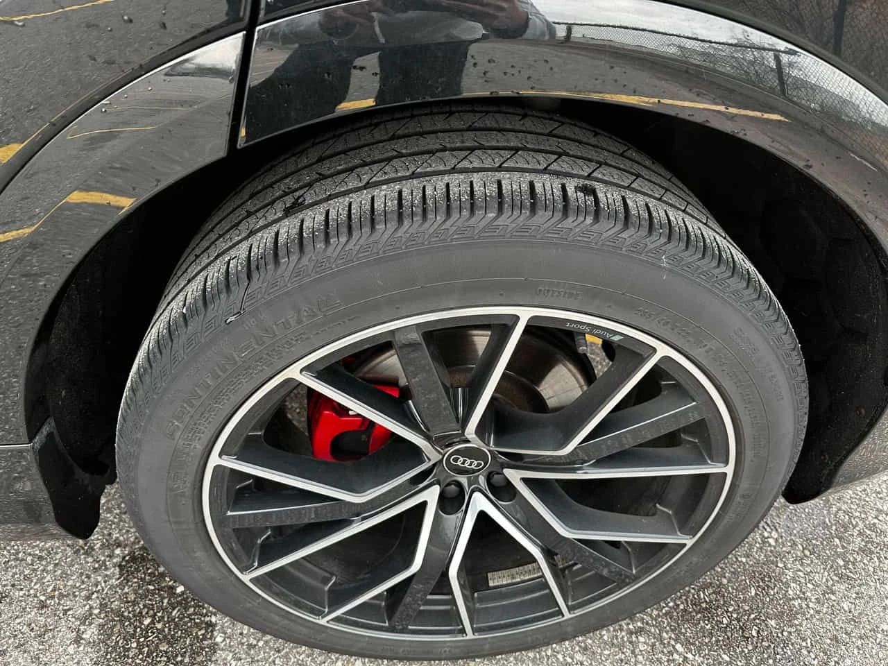 Audi SQ8 4.0 TFSI quattro  CARFAX, снимка 7 - Автомобили и джипове - 54218315