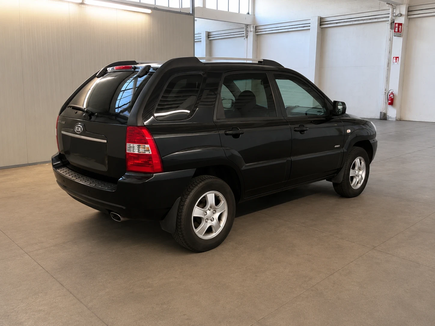 Kia Sportage 2.0i 16v LPG 4х4, снимка 4 - Автомобили и джипове - 54493488