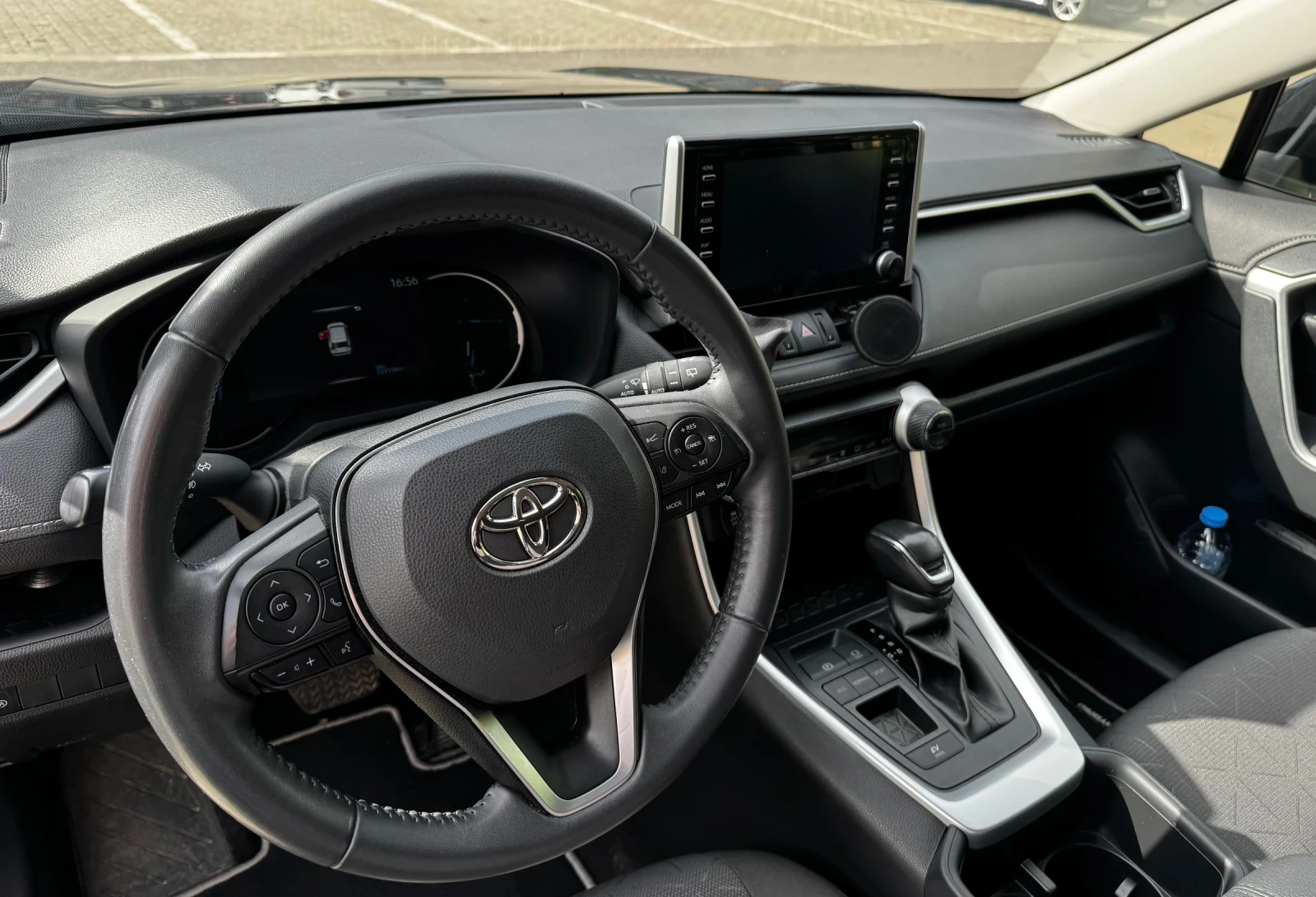 Toyota Rav4 Executive , снимка 6 - Автомобили и джипове - 54512396