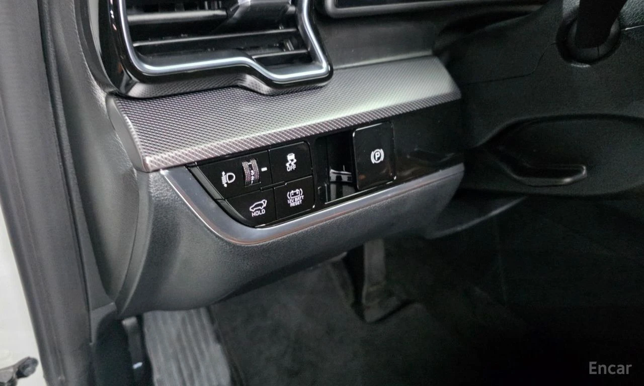 Kia Sportage HYBRID* NOBLESSE* ПОДГРЕВ* ОБДУХВАНЕ* LANE* ASSIST, снимка 6 - Автомобили и джипове - 54929232
