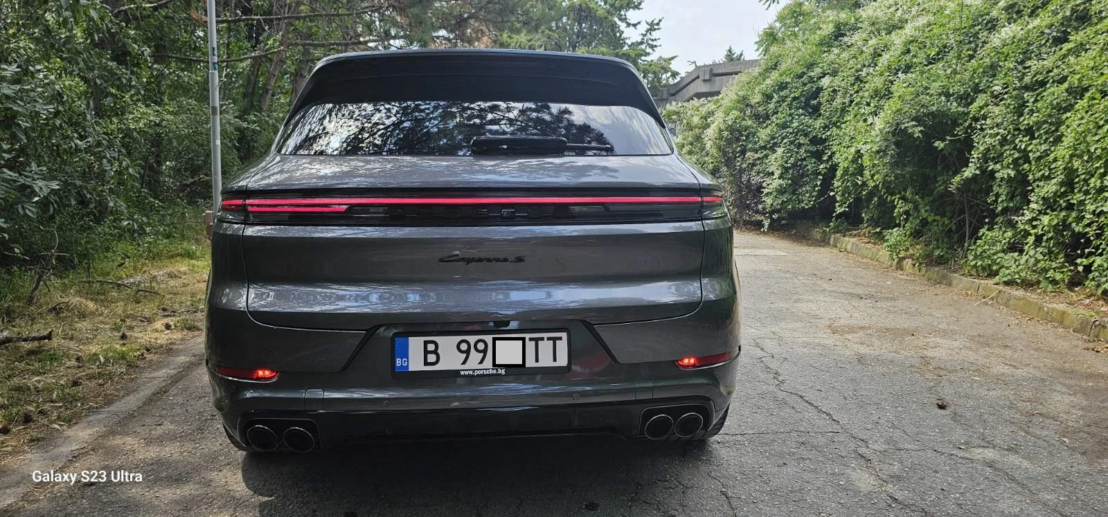 Porsche Cayenne S E-Hybrid/Като нов/ Фул/ Гаранционна, снимка 6 - Автомобили и джипове - 55031003