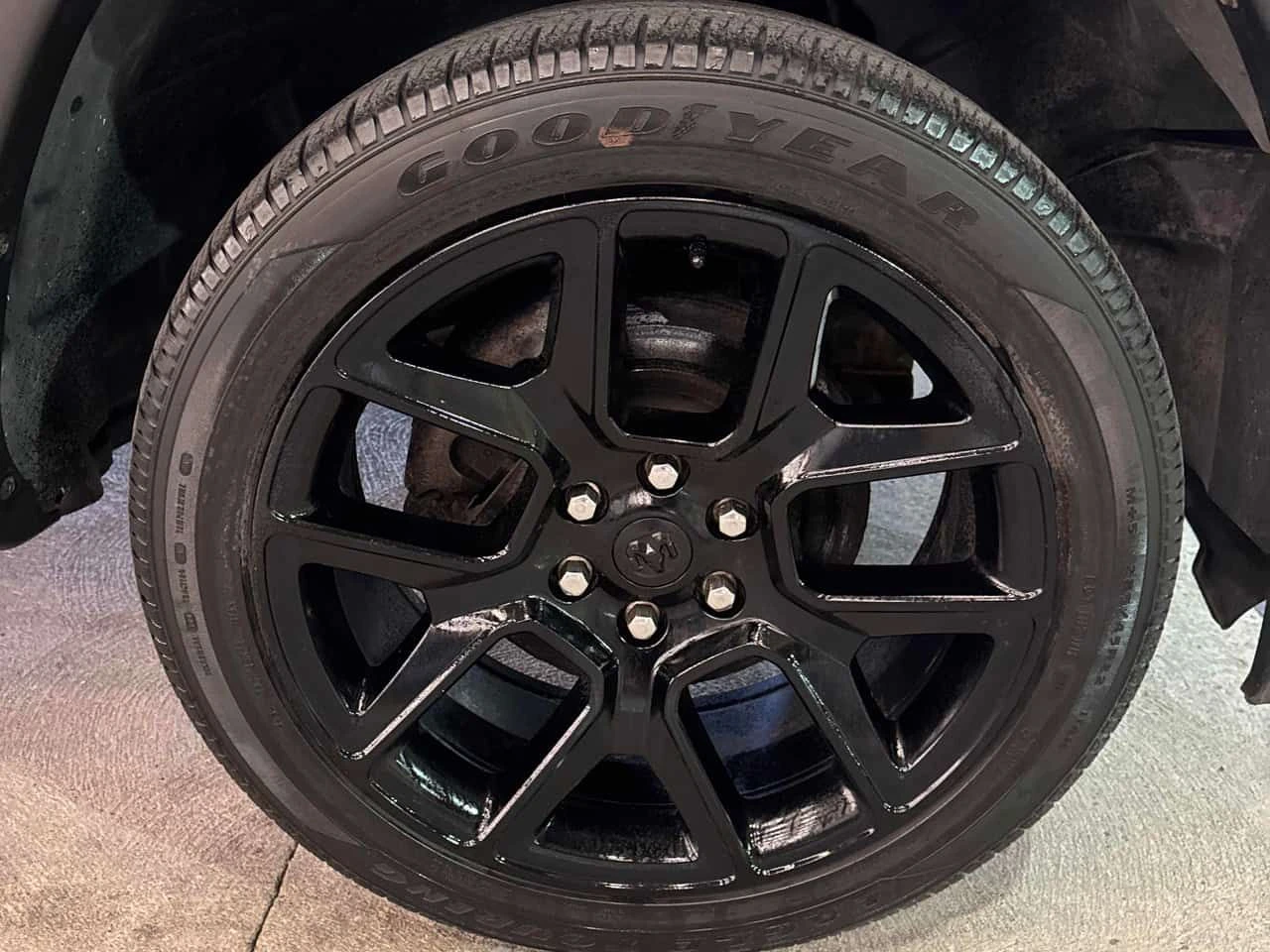 Dodge RAM 1500 * Sport * CARFAX * ЦЕНА ДО БГ, снимка 8 - Автомобили и джипове - 55036185