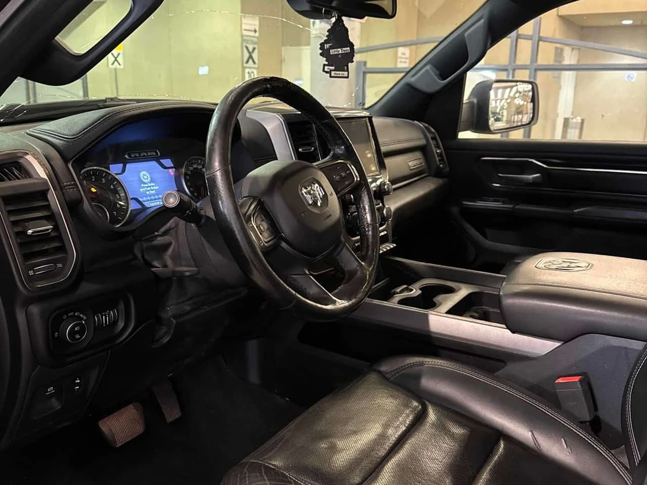 Dodge RAM 1500 * Sport * CARFAX * ЦЕНА ДО БГ, снимка 9 - Автомобили и джипове - 55036185