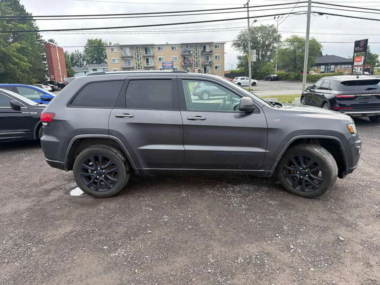 Jeep Grand cherokee * Altitude * CARFAX * ОПЦИЯ ЗА ФИНАНСИРАНЕ , снимка 3 - Автомобили и джипове - 55508801