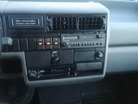 VW Multivan 2.4 дизел 1995г. На 142000км. Реални., снимка 11