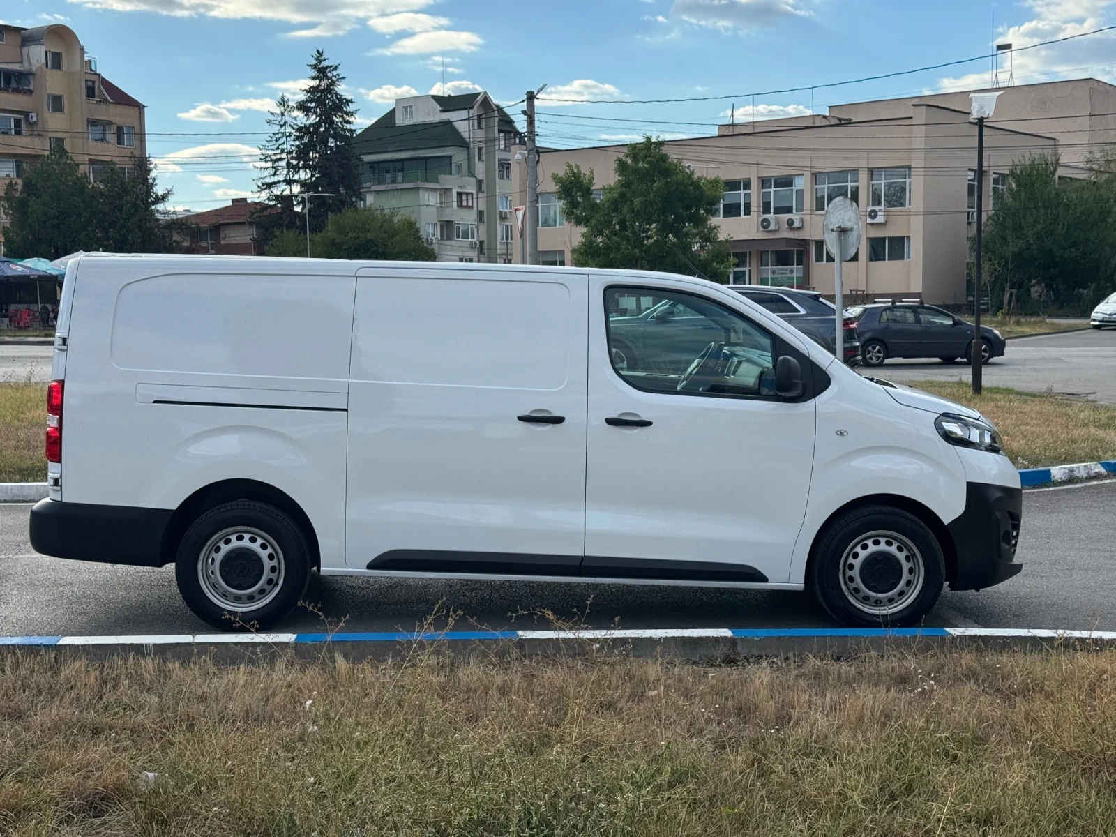 Opel Vivaro  - изображение 4