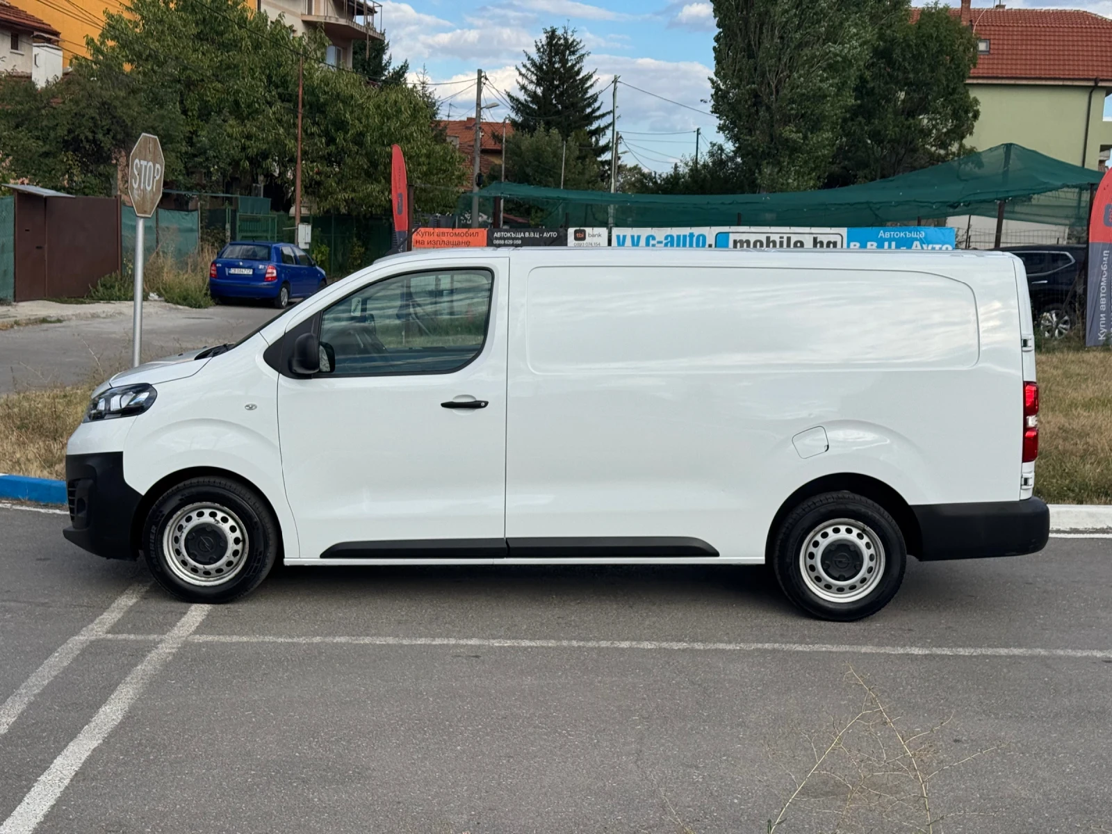 Opel Vivaro  - изображение 8