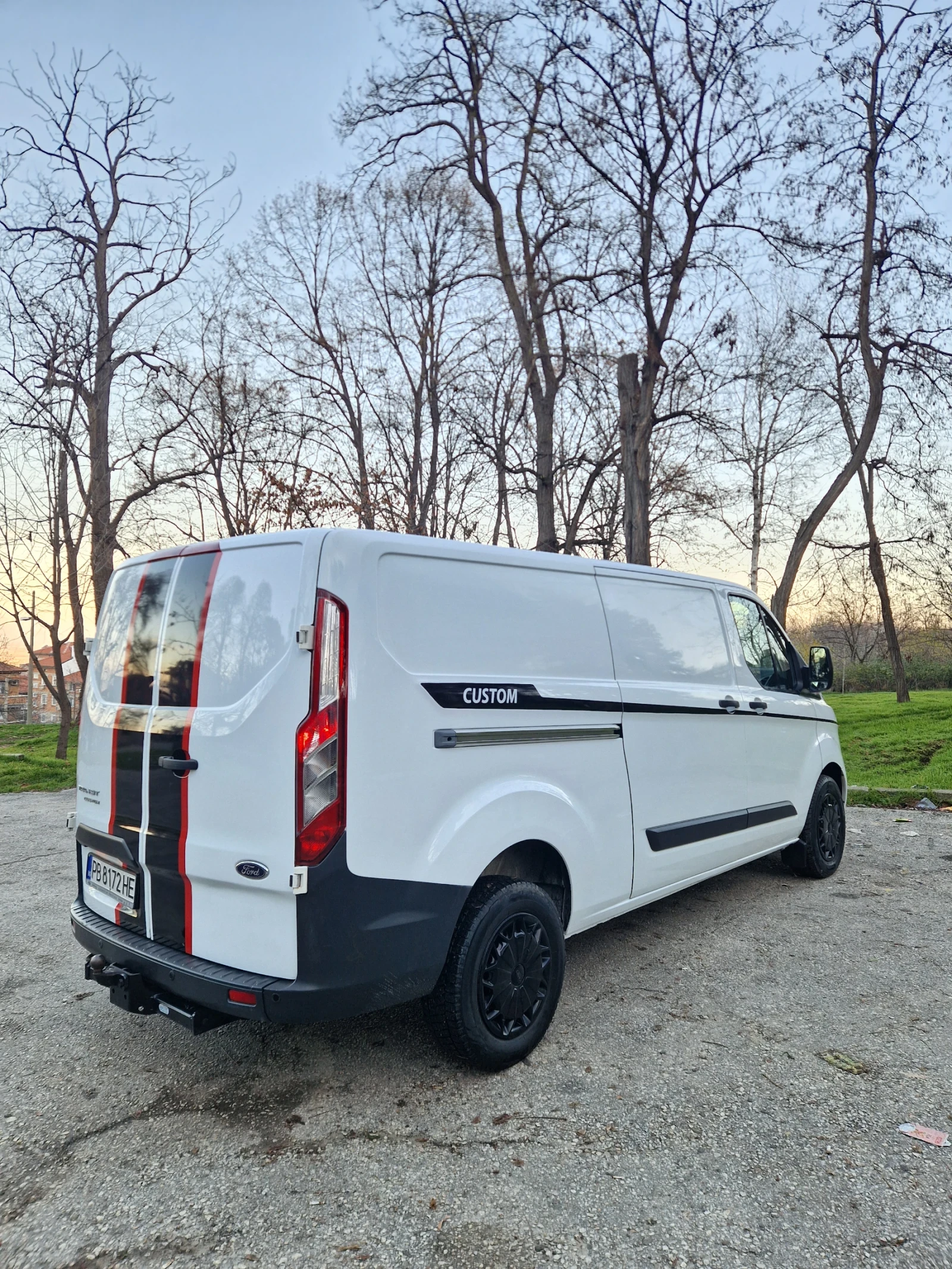 Ford Transit Custom, снимка 8 - Бусове и автобуси - 54370186
