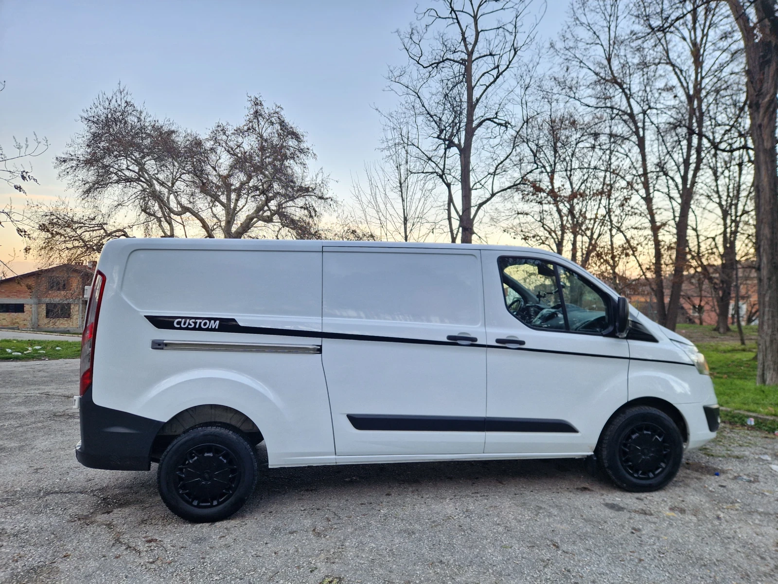 Ford Transit Custom, снимка 5 - Бусове и автобуси - 54370186